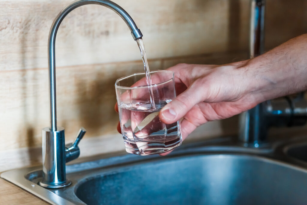 A water filter on a sink.