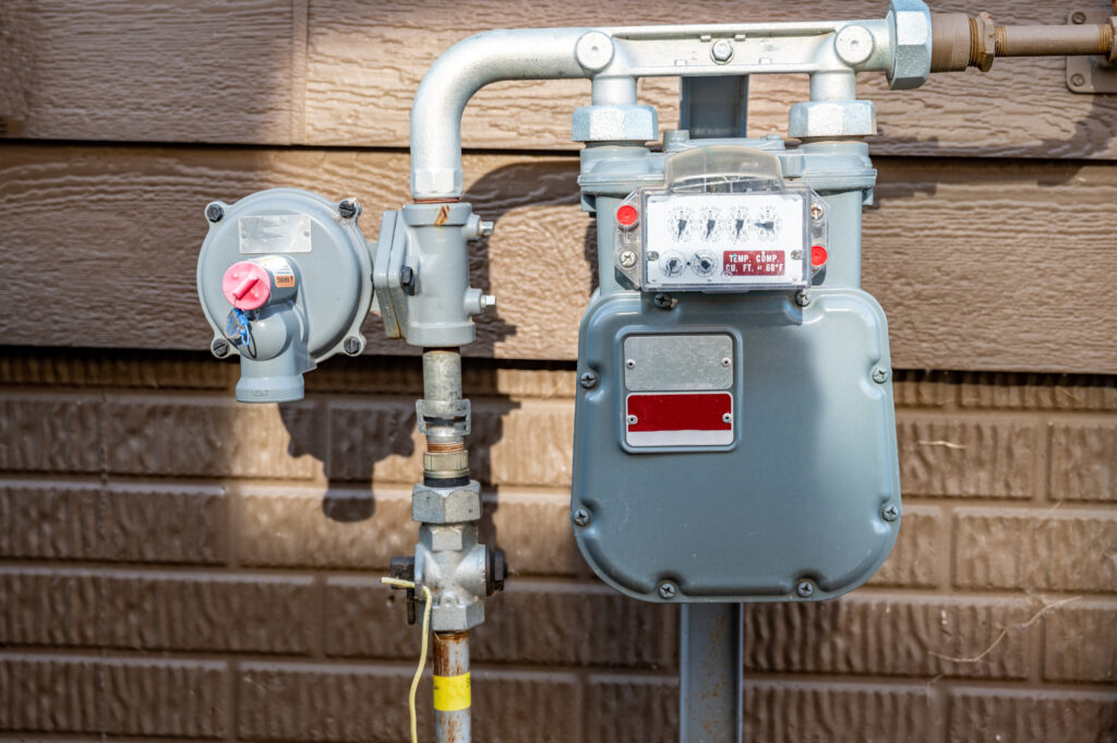 Setup from gas line to residential house with meter visible